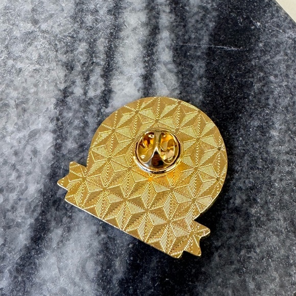 3/$15 Scaredy Cat Club Lifetime Member Enamel Brooch - Picture 5 of 6